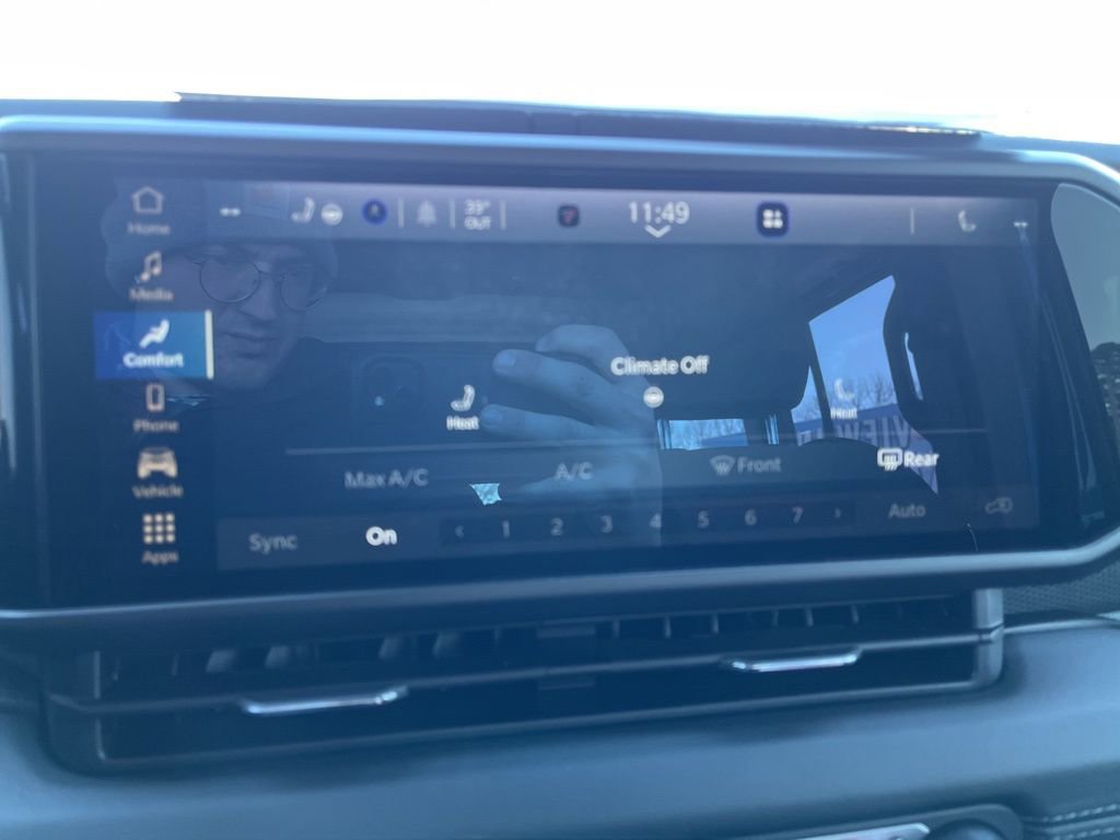 Used 2024 Jeep Wrangler Unlimited Rubicon w/ Convenience Group image 22