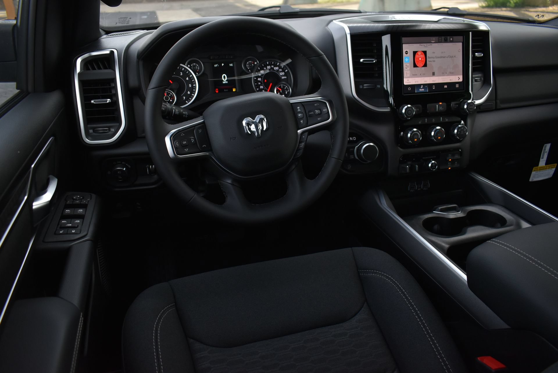 New 2027 RAM 1500 Big Horn AWD/4WD image 17