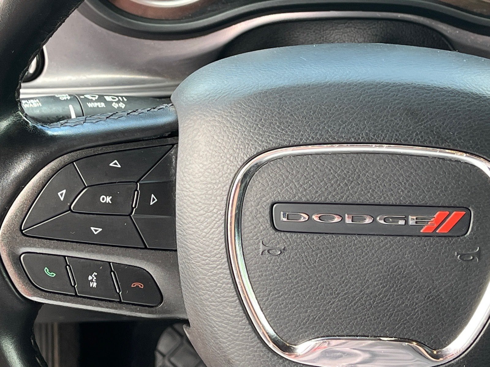 Used 2023 Dodge Challenger SXT RWD image 19