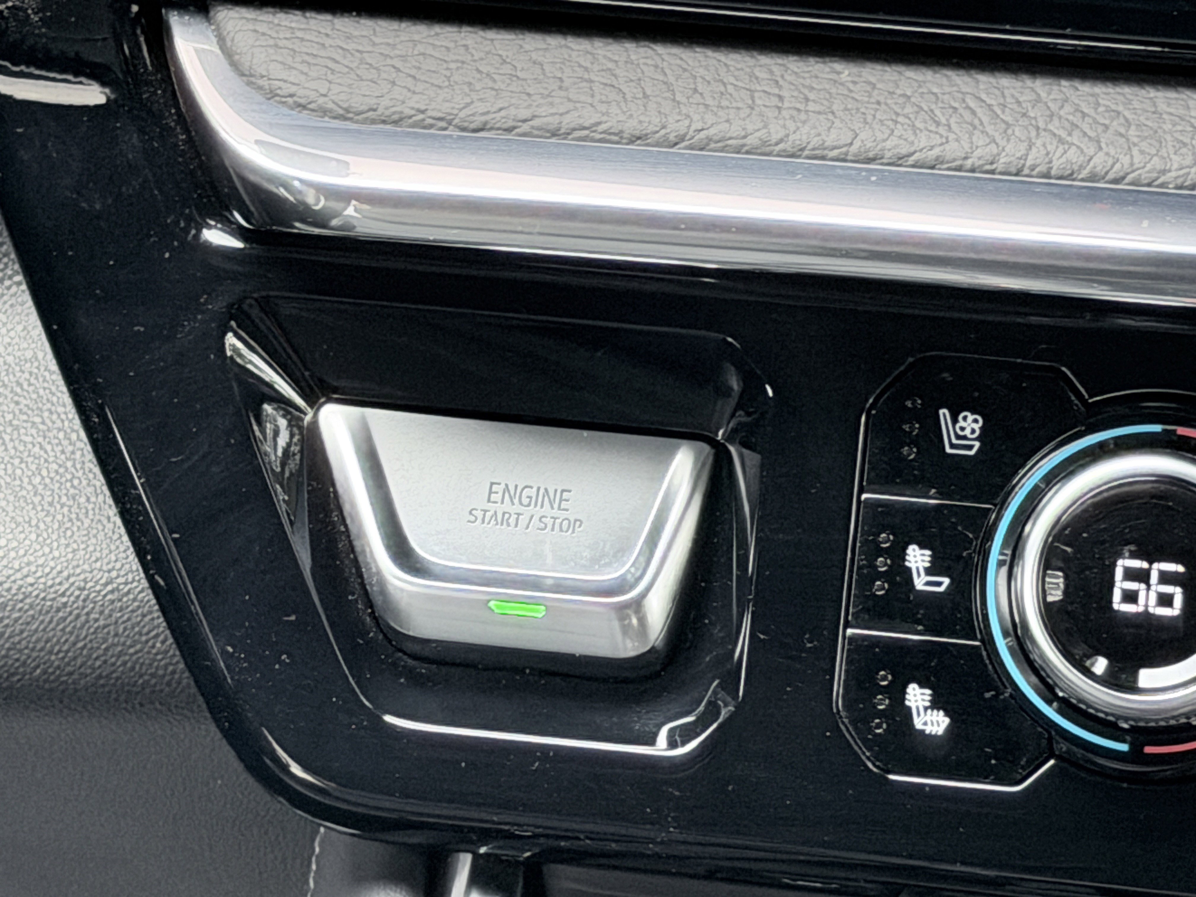 Used 2024 GMC Sierra 1500 Denali w/ Technology Package image 41