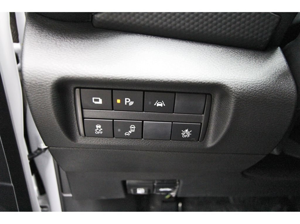 Used 2025 Nissan Kicks Play S FWD image 21