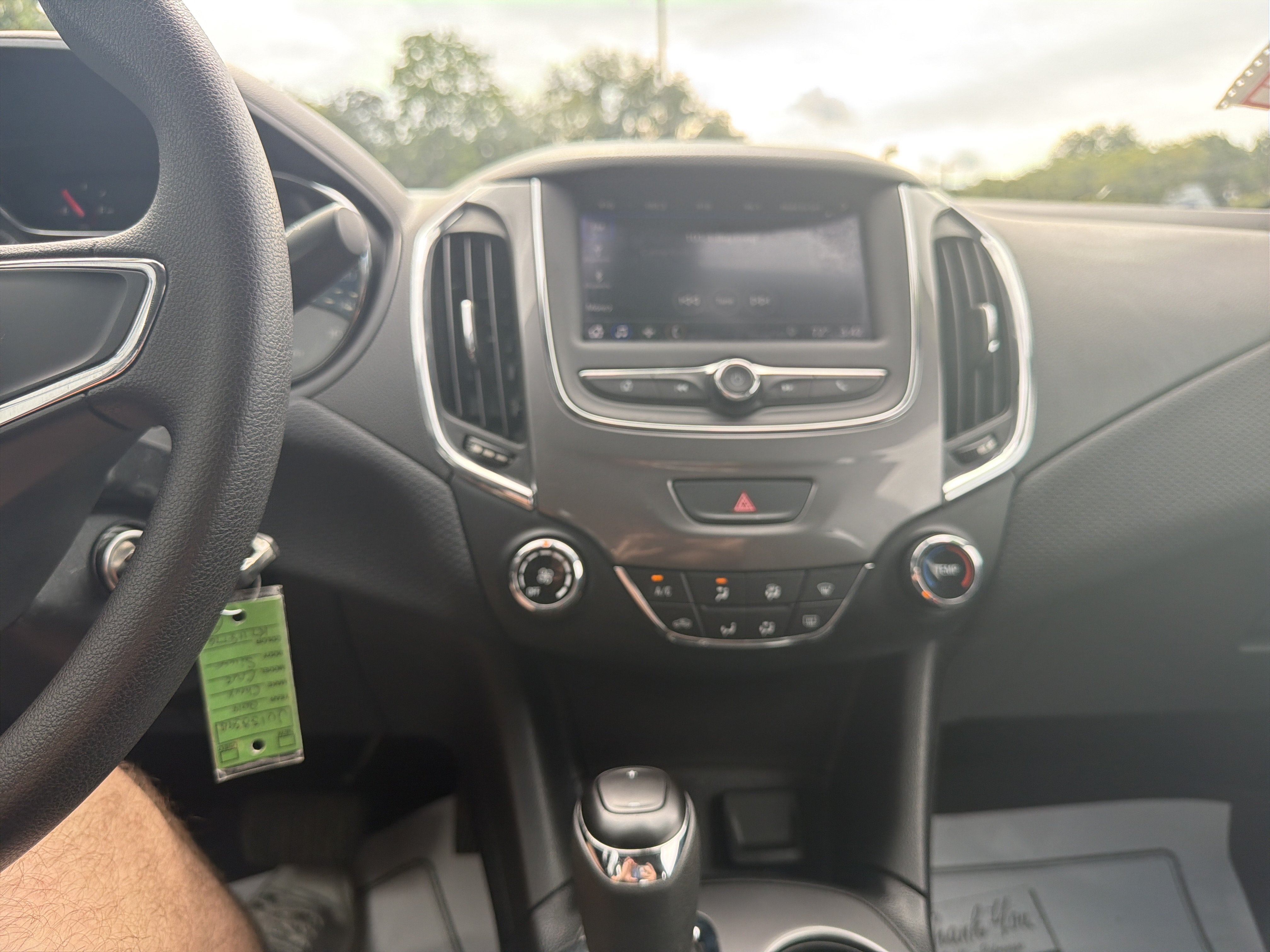 Used 2019 Chevrolet Cruze LS FWD image 22