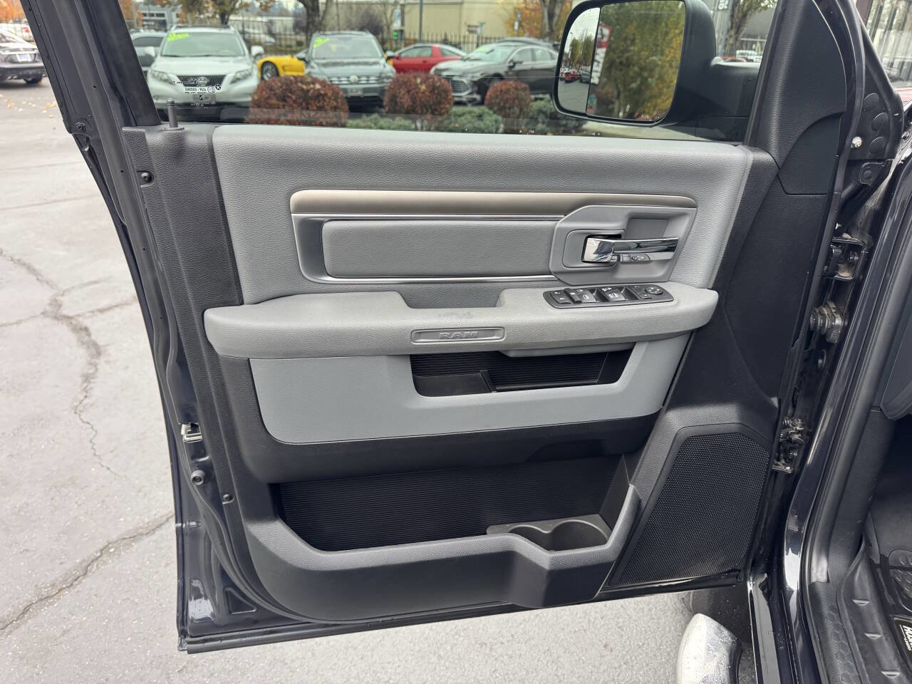 Used 2017 RAM 2500 Big Horn image 14