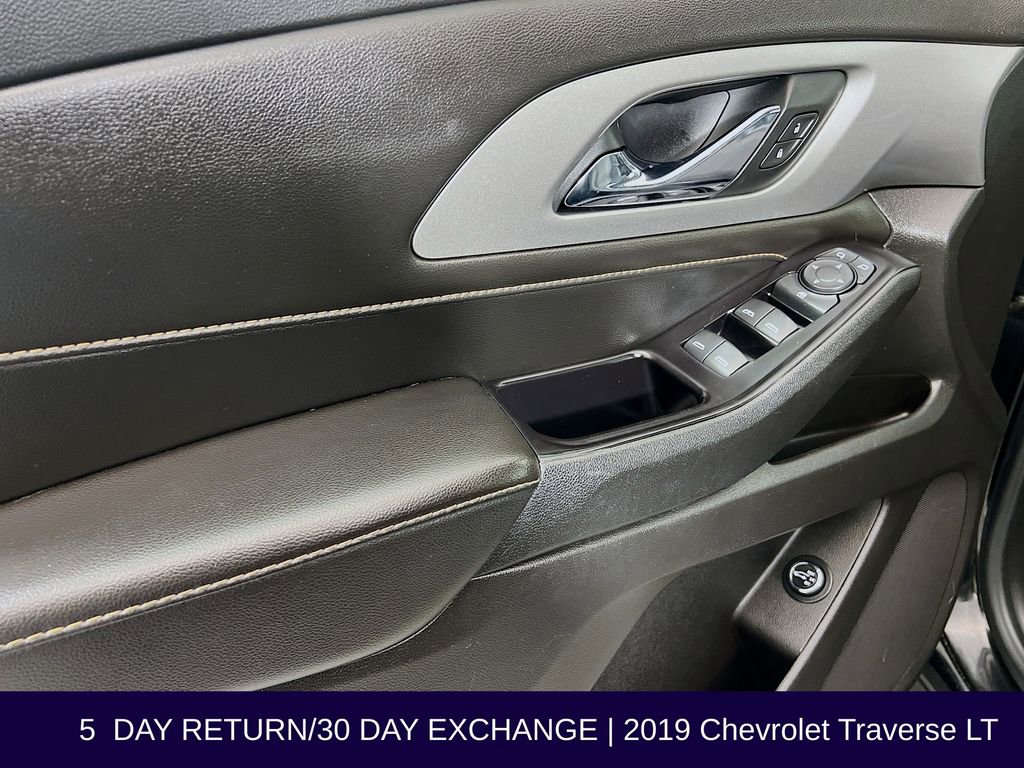 Used 2019 Chevrolet Traverse LT image 23