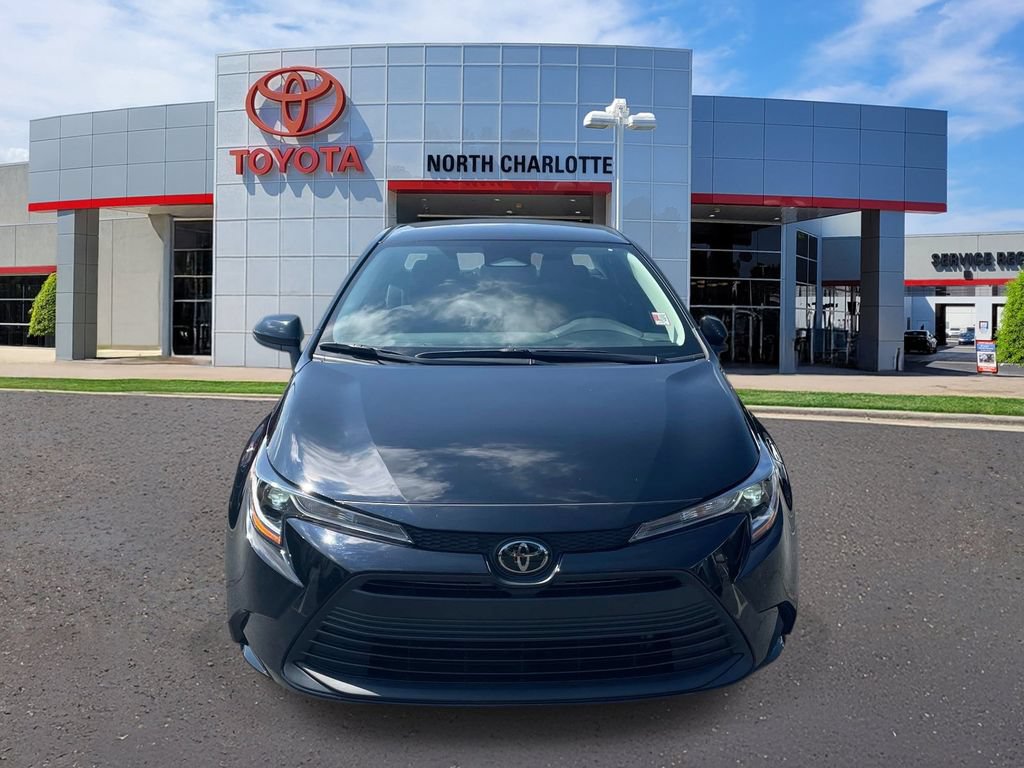 Used 2024 Toyota Corolla LE FWD image 3