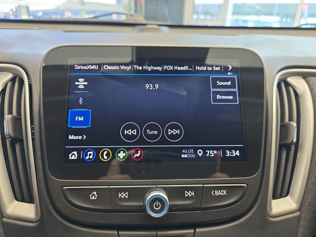 Used 2024 Chevrolet Malibu LT image 23