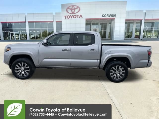 Used 2021 Toyota Tacoma Limited image 2
