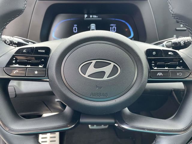 Used 2026 Hyundai Elantra Sport image 11