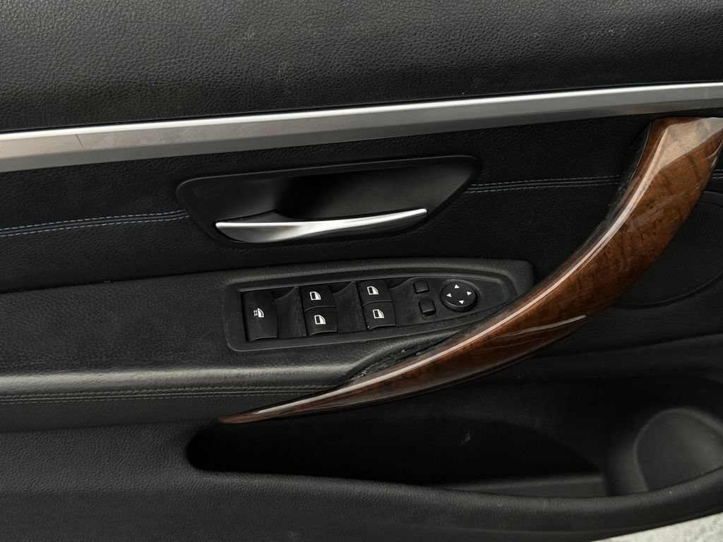 Used 2014 BMW 435i Convertible RWD image 9