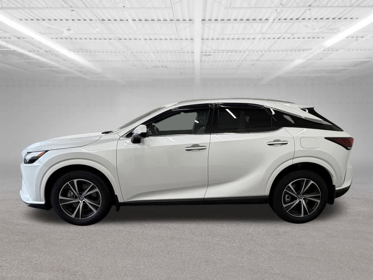 Used 2024 Lexus RX 350 AWD w/ Technology Package image 2