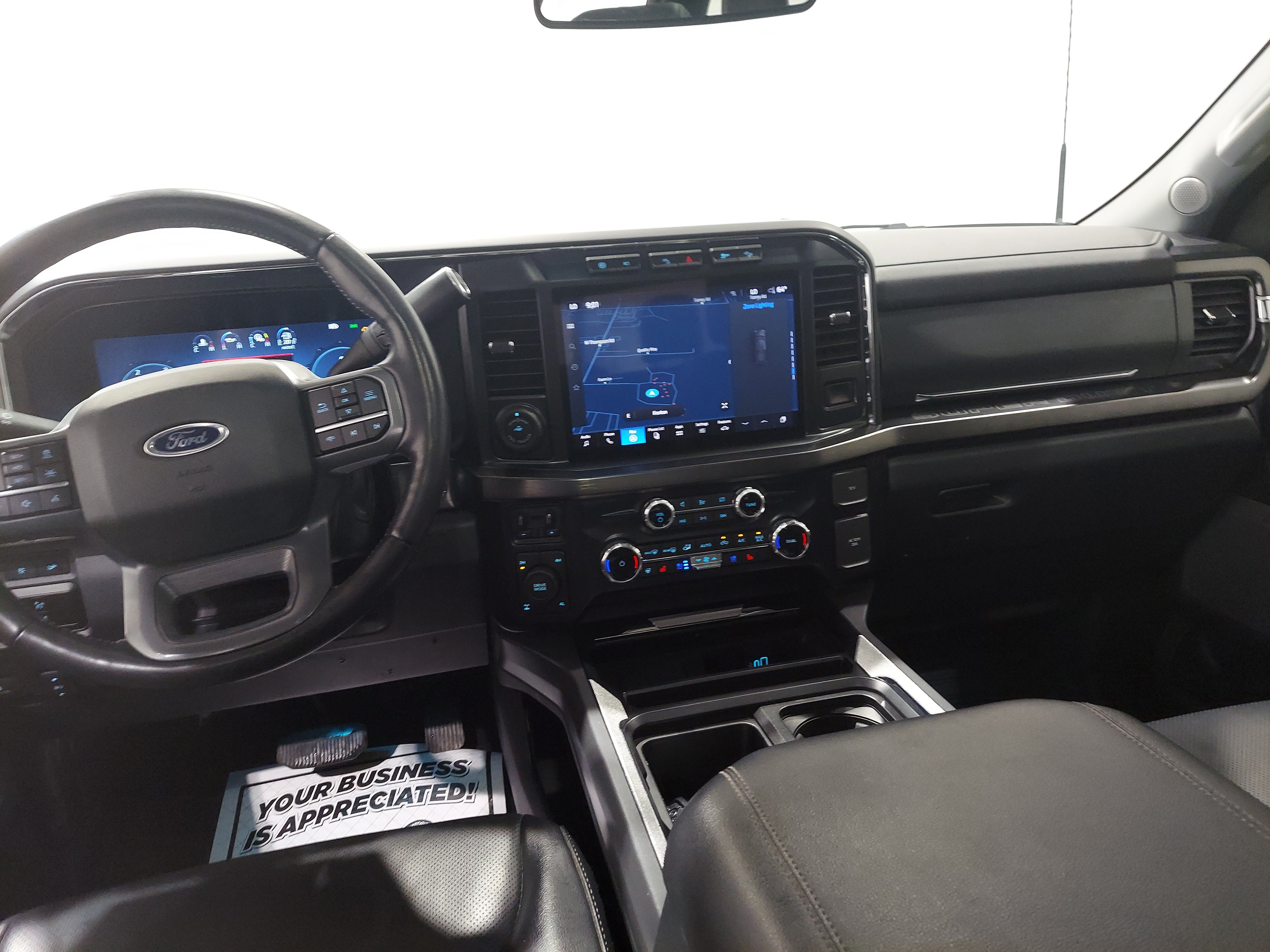 Used 2024 Ford F250 Lariat w/ Lariat Ultimate Package AWD/4WD image 10