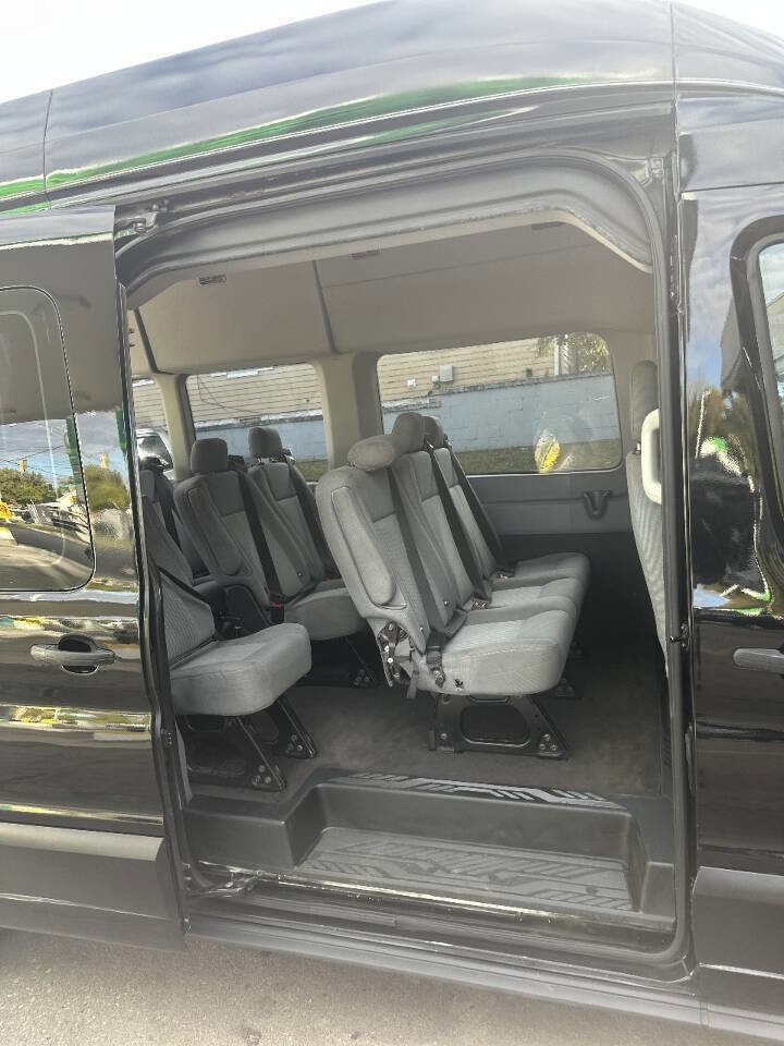 Used 2015 Ford Transit 350 XLT image 10