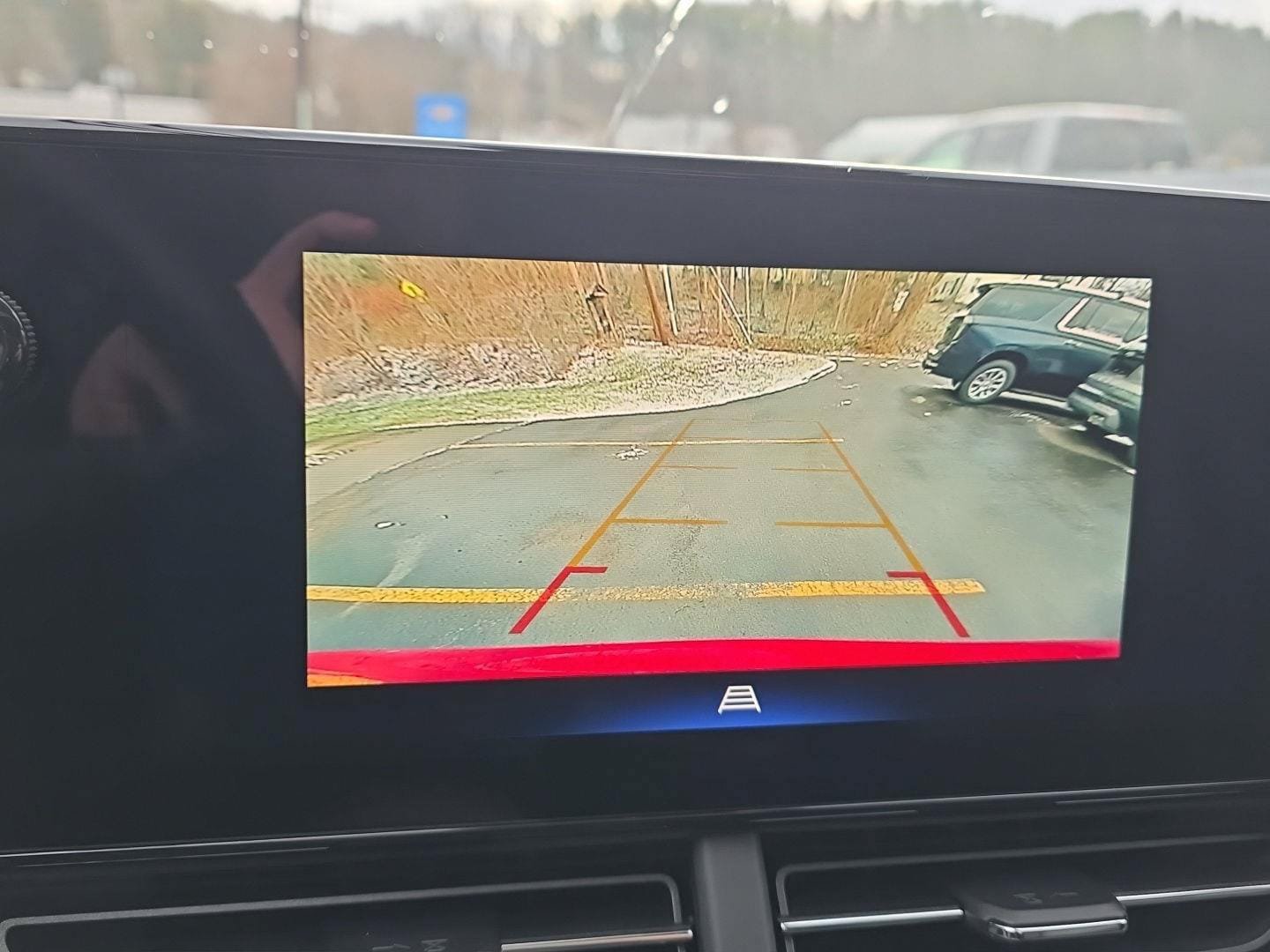 New 2026 Chevrolet Trax LT w/ Sunroof Package FWD image 13