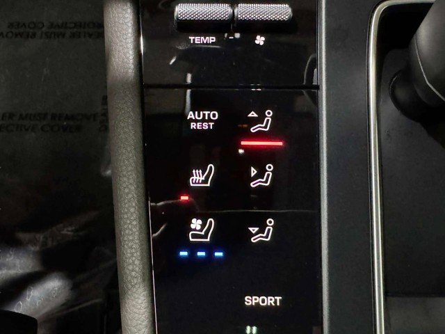 Used 2024 Porsche Macan image 61