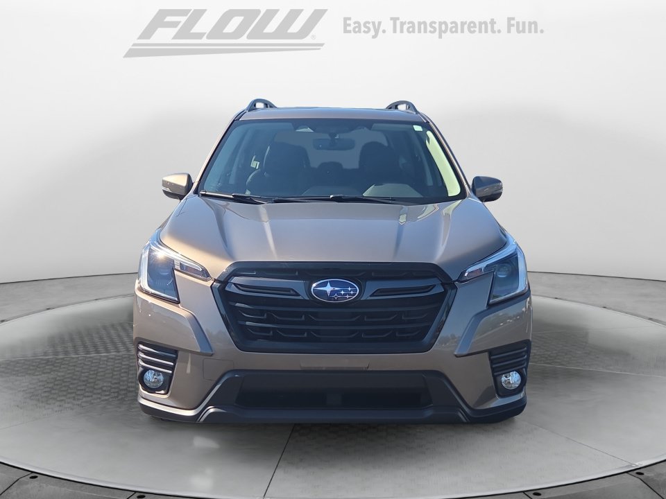 Used 2023 Subaru Forester Limited AWD/4WD image 3