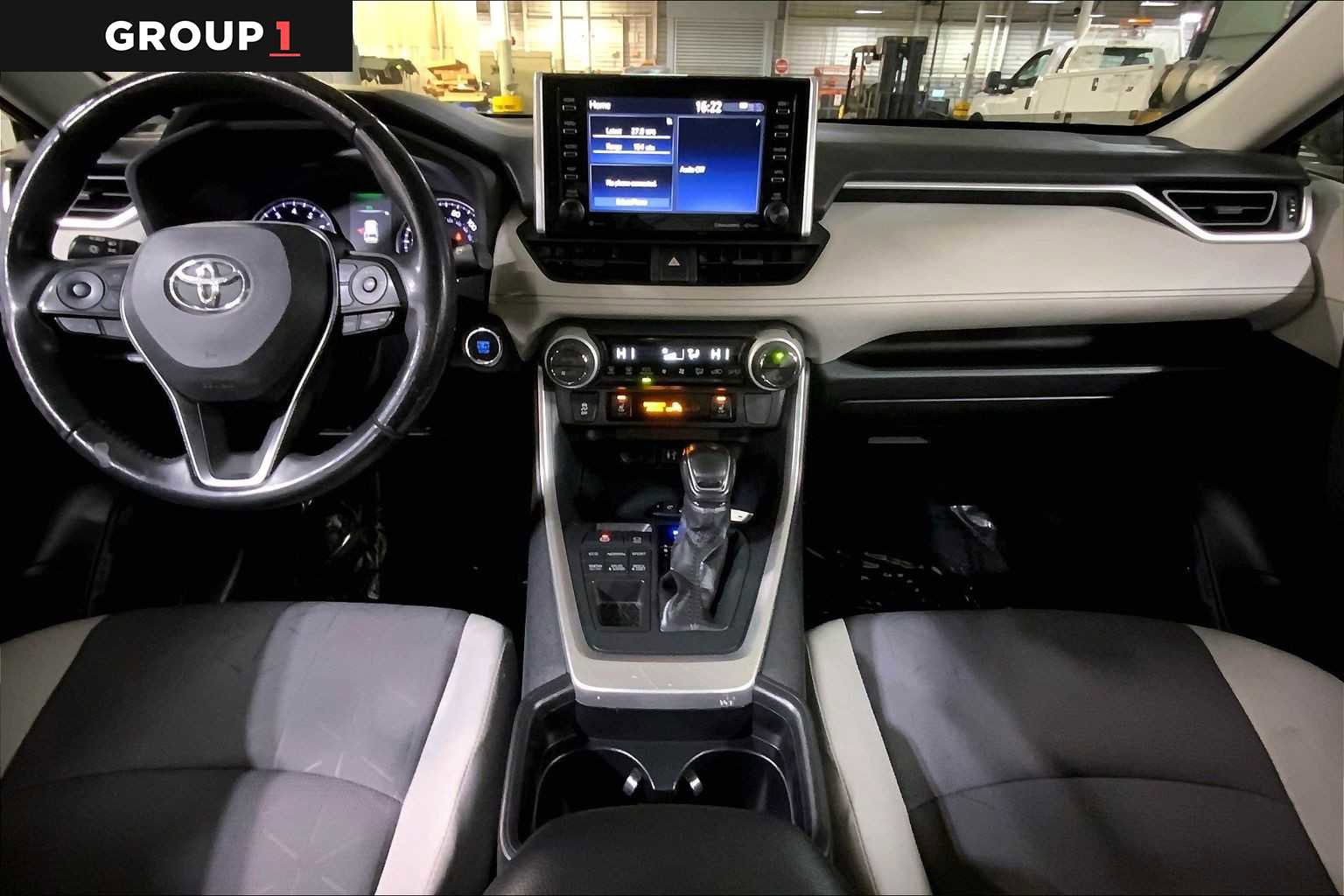 Used 2019 Toyota RAV4 XLE image 15