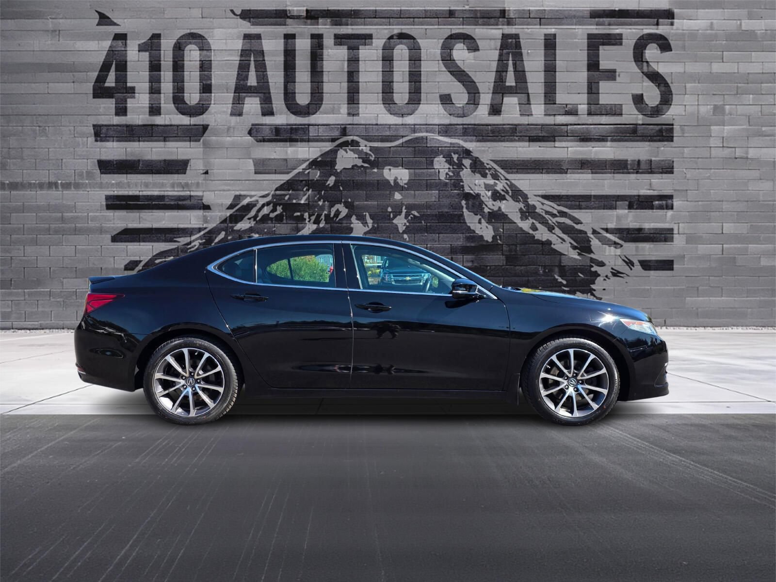 Used 2017 Acura TLX w/ Advance Package AWD/4WD image 2