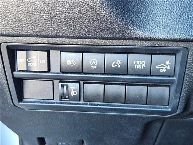 Used 2022 Toyota Tundra SR5 w/ SR5 Convenience Package image 13