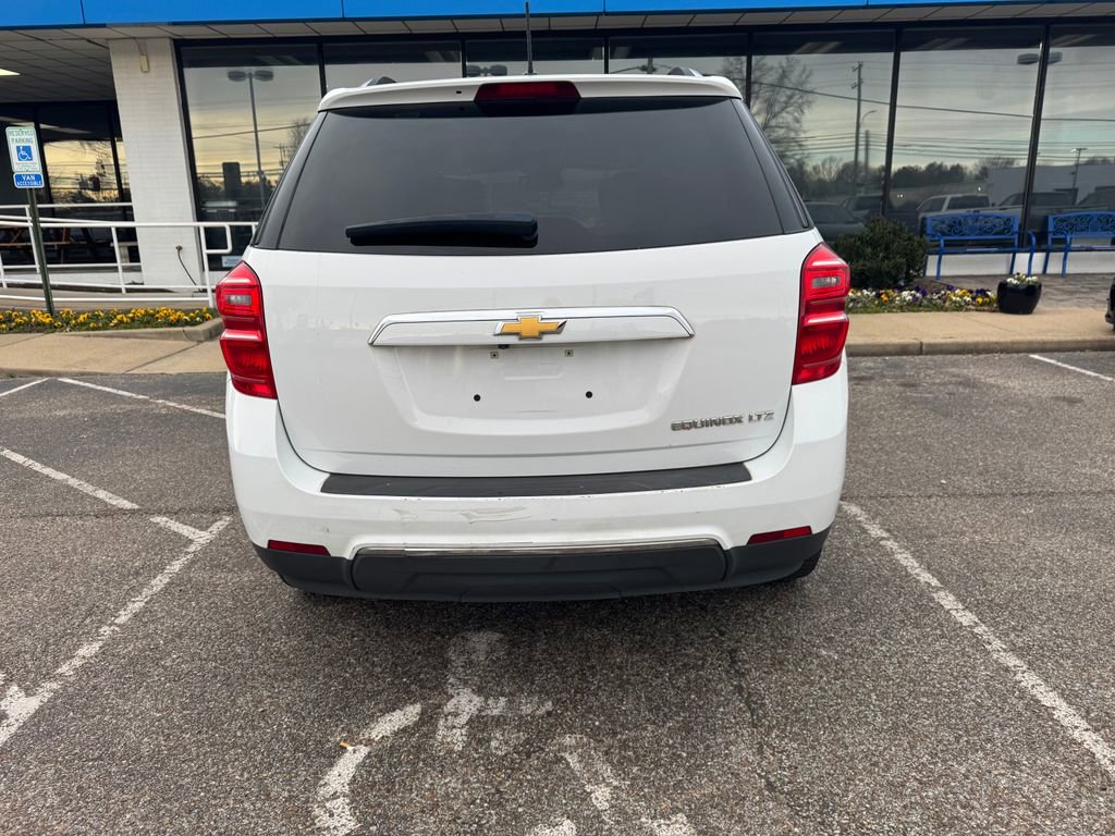 Used 2016 Chevrolet Equinox LTZ w/ Enhanced Convenience Package image 5