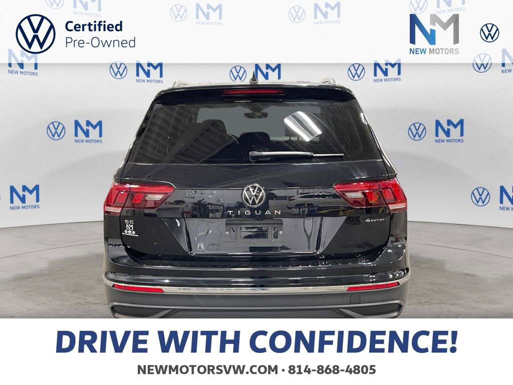 Used 2024 Volkswagen Tiguan SE image 4