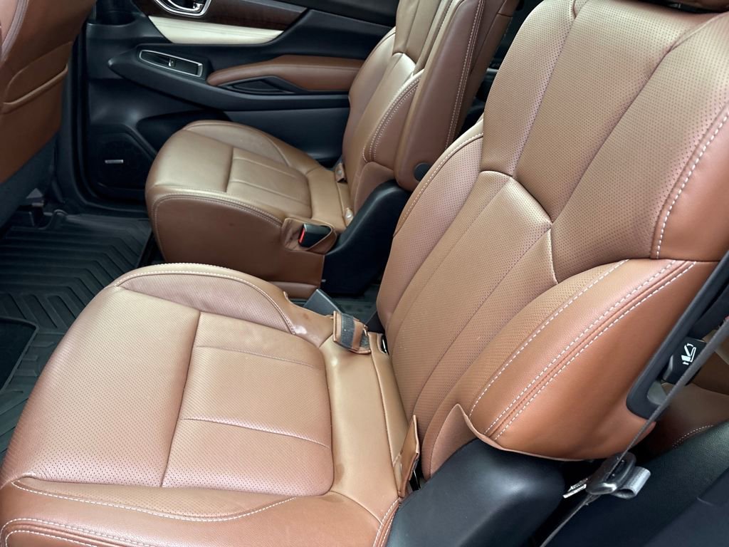 Used 2020 Subaru Ascent Touring w/ Popular Package #3 image 10