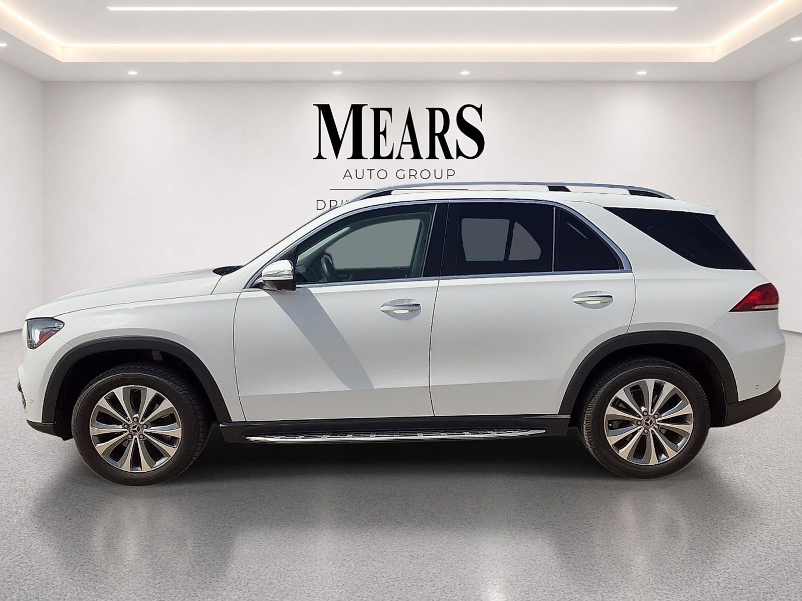 Used 2020 Mercedes-Benz GLE 350 4MATIC image 2