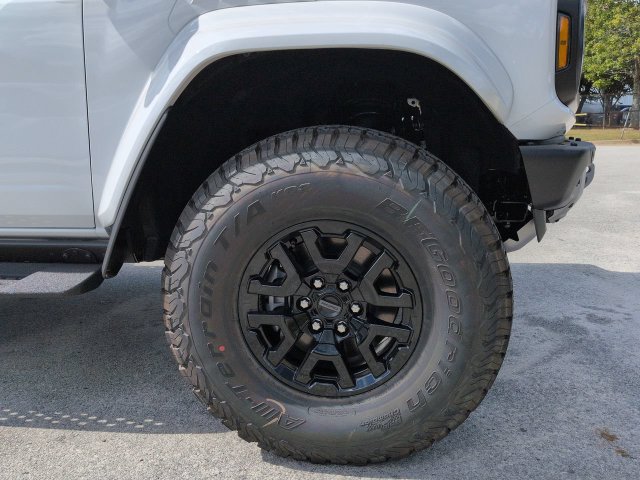 New 2026 Ford Bronco Raptor w/ Interior Carbon Fiber Pack AWD/4WD image 10