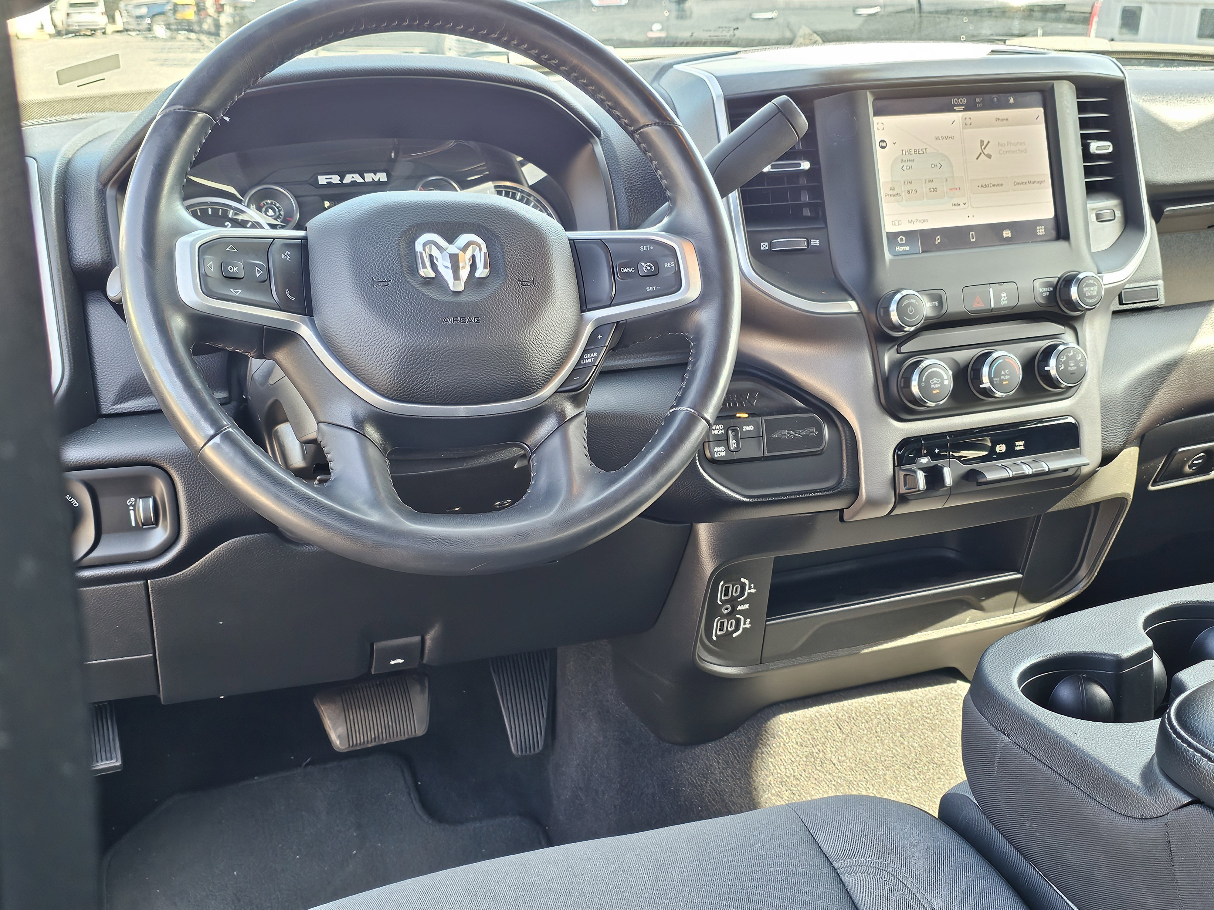 Used 2024 RAM 2500 Big Horn image 33