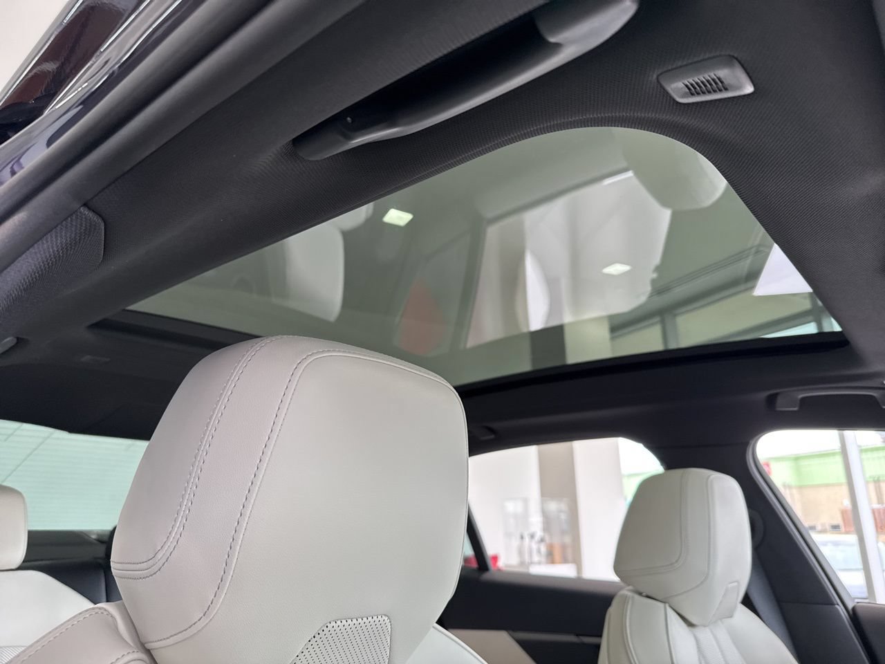 New 2026 BMW 550e xDrive AWD/4WD image 54