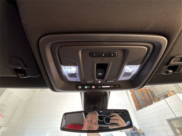 Certified 2022 GMC Sierra 2500 SLT w/ SLT Convenience Package image 22