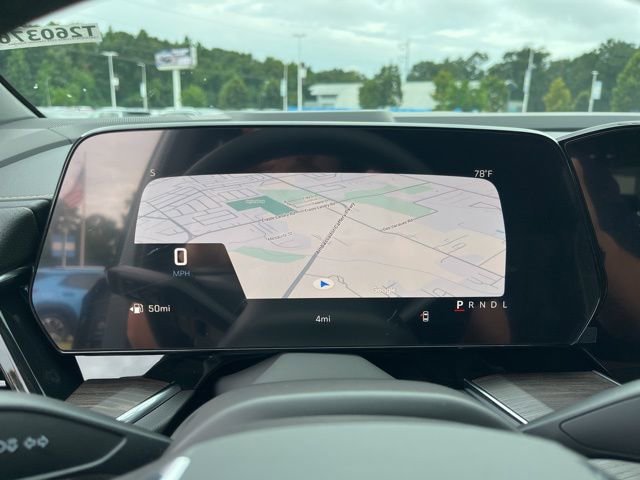 New 2026 Chevrolet Suburban Premier image 24