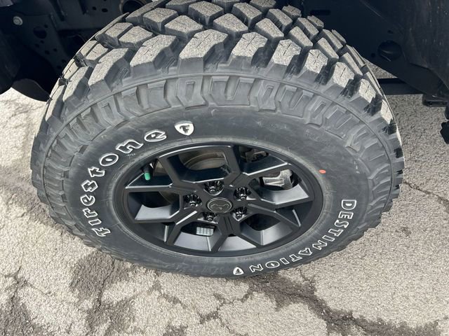 Used 2025 Jeep Gladiator Sport AWD/4WD image 20