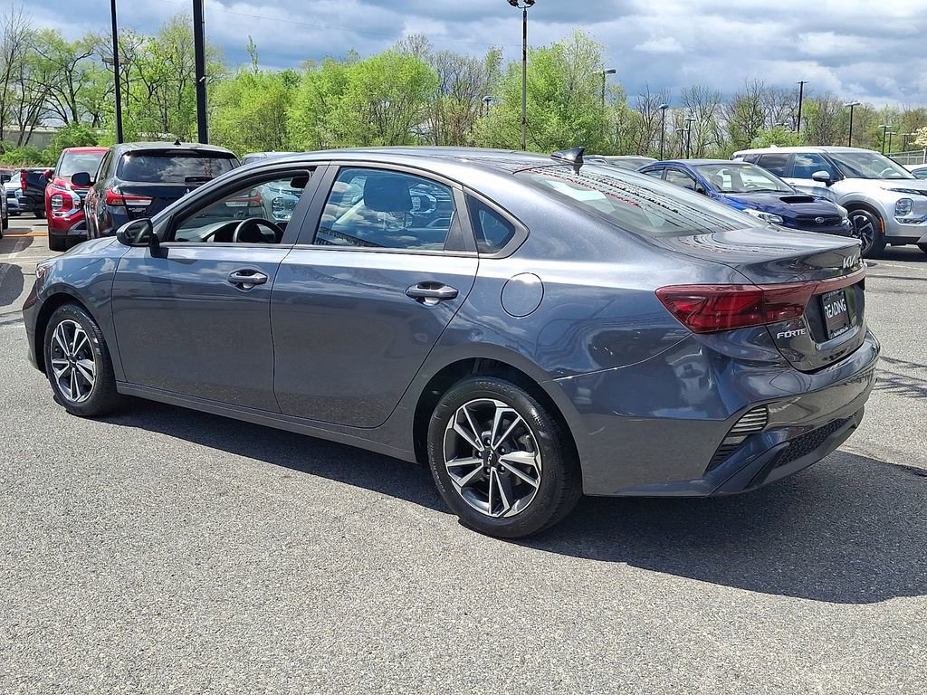Used 2024 Kia Forte LXS image 7