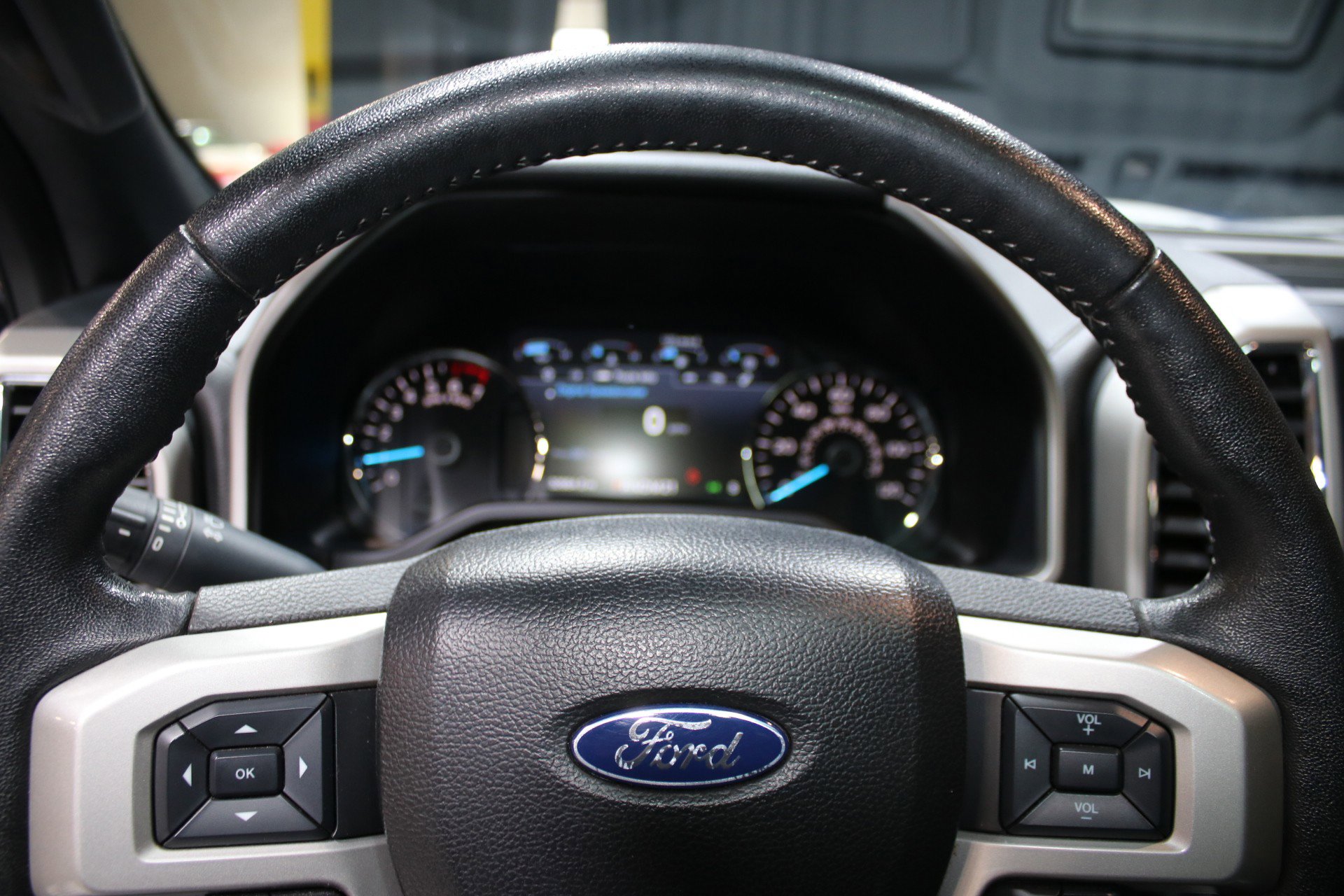 Used 2017 Ford F150 Lariat w/ Equipment Group 502A Luxury image 63