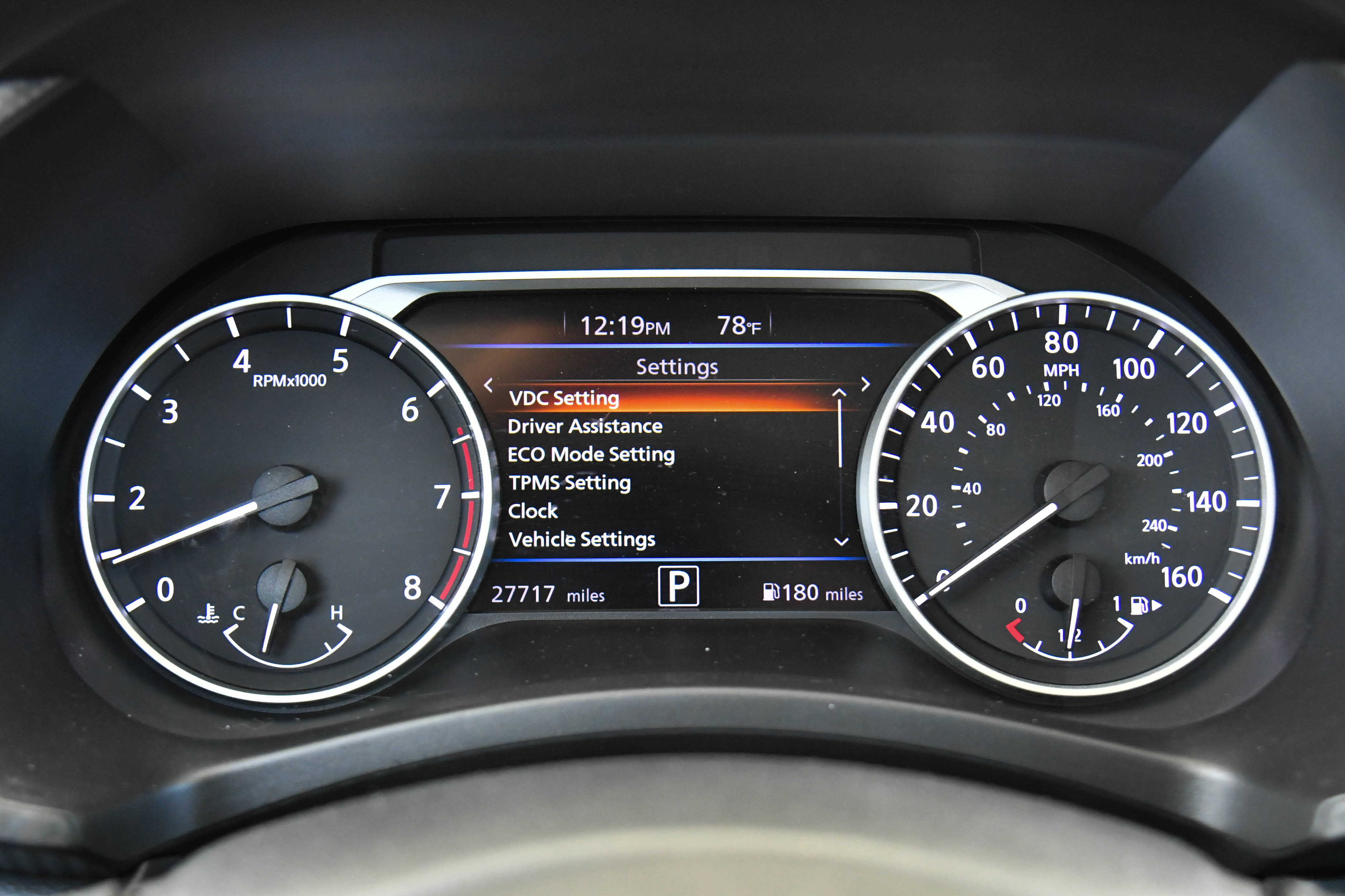 Used 2025 Nissan Sentra SV FWD image 24