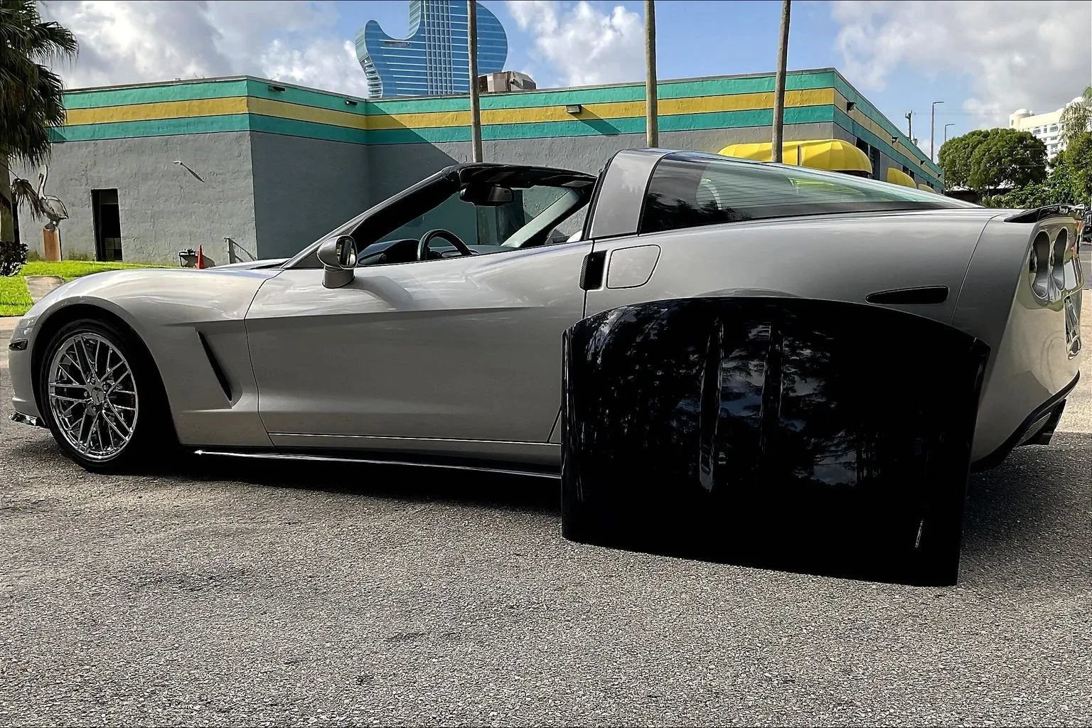 Used 2005 Chevrolet Corvette Coupe w/ Preferred Equipment Group RWD image 33