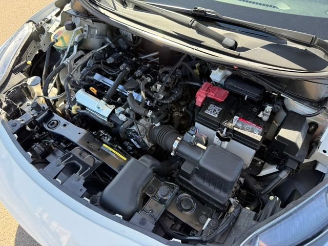 Used 2022 Nissan Versa SV FWD image 37