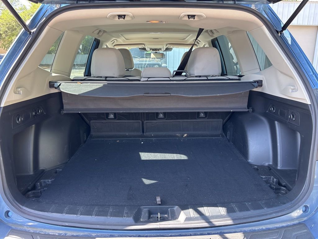 Used 2022 Subaru Forester Premium w/ Popular Package #3 image 27
