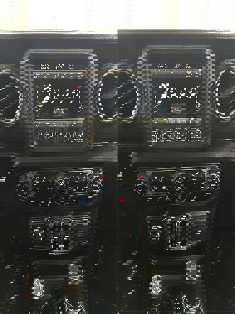 Used 2021 Jeep Wrangler Unlimited Sahara w/ Cold Weather Group image 41