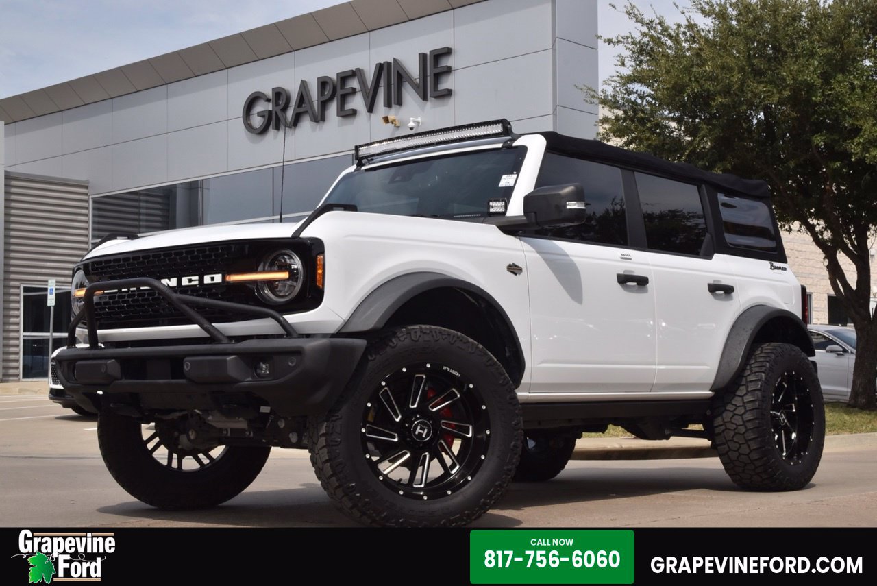 Used 2022 Ford Bronco Wildtrak AWD/4WD image 1