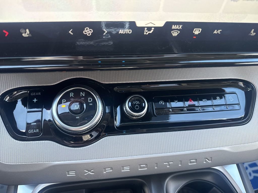 New 2026 Ford Expedition Active AWD/4WD image 30