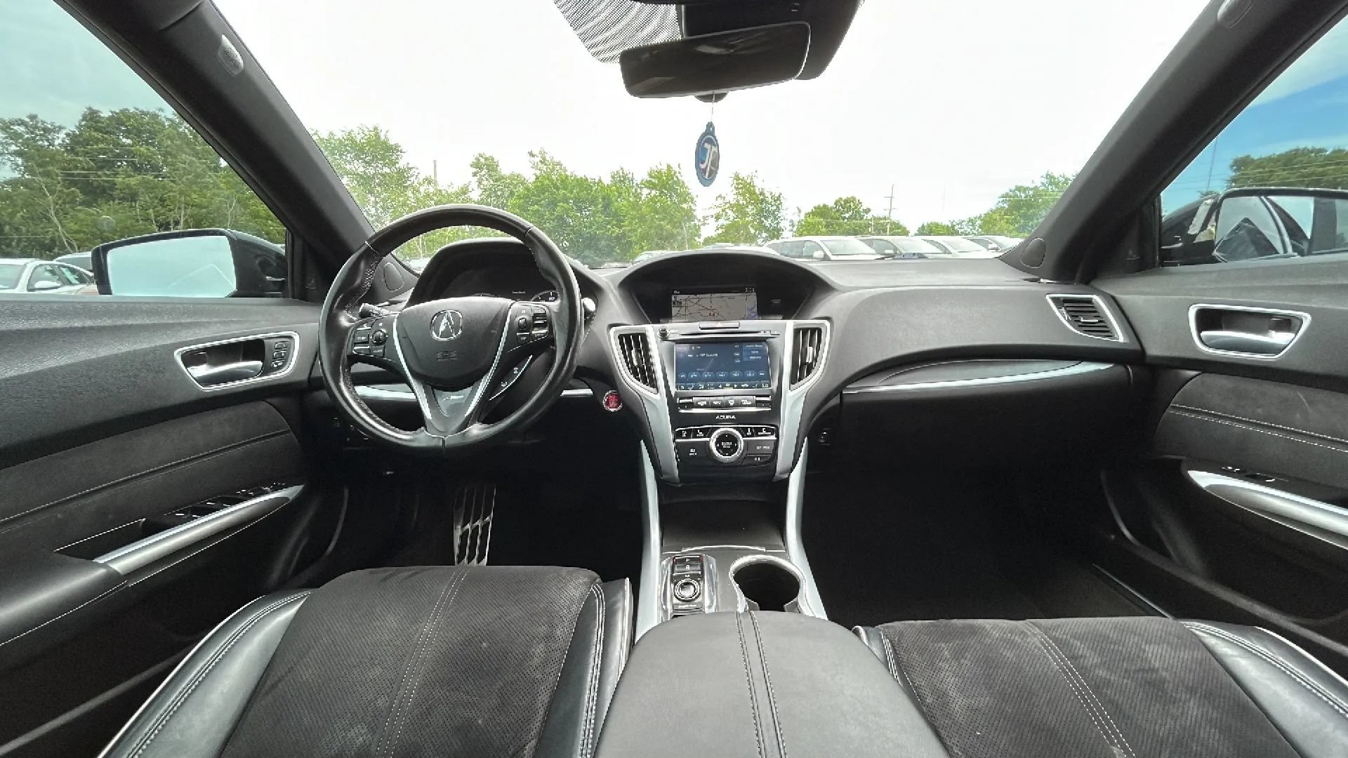 Used 2018 Acura TLX V6 w/ Technology & A-SPEC Pkg FWD image 32