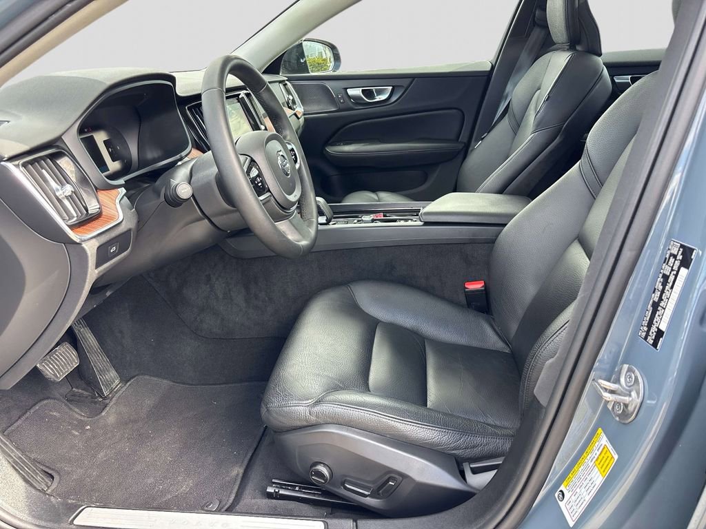 Used 2024 Volvo S60 B5 Plus image 7