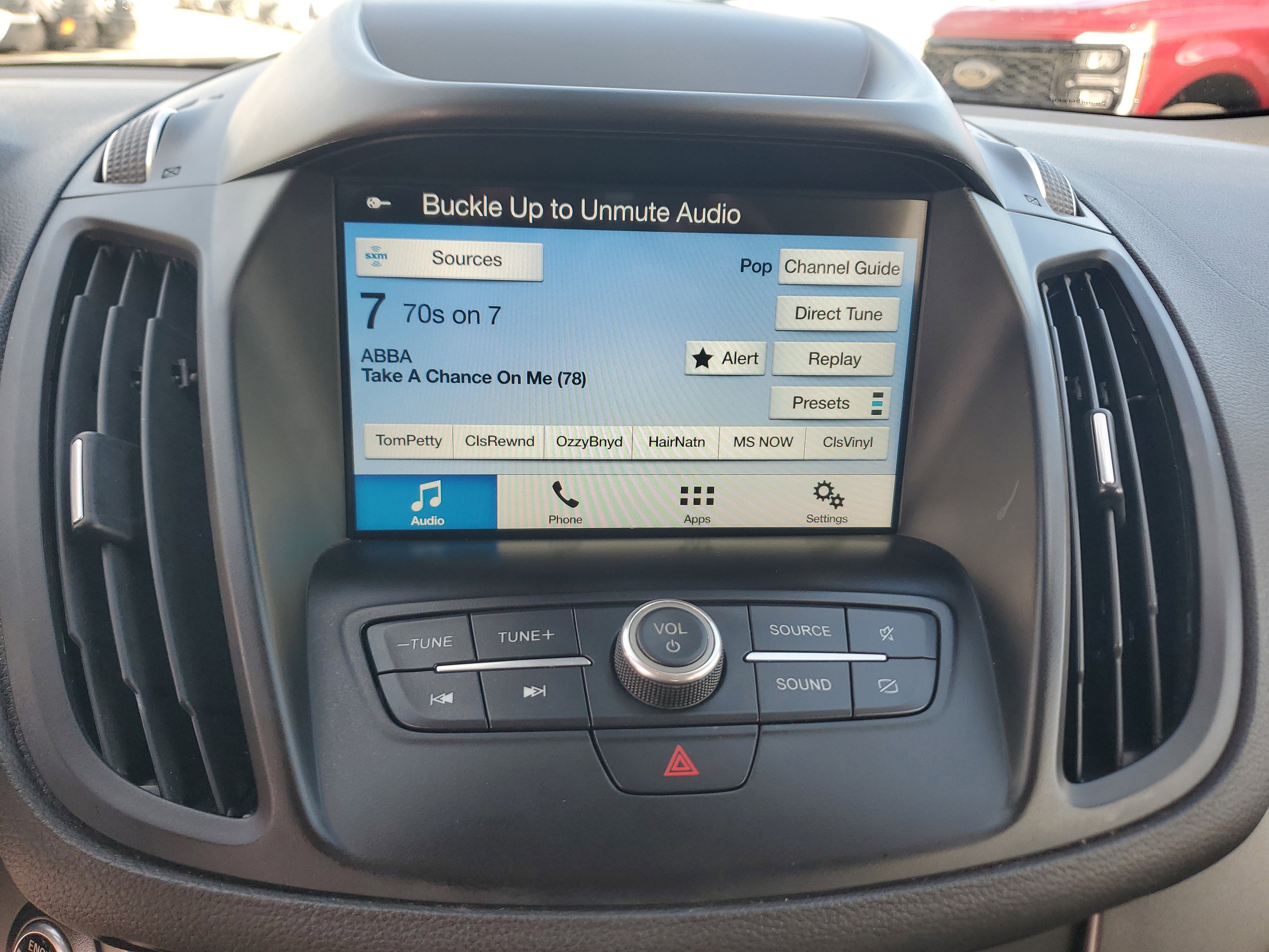 Used 2019 Ford Escape SEL FWD image 25