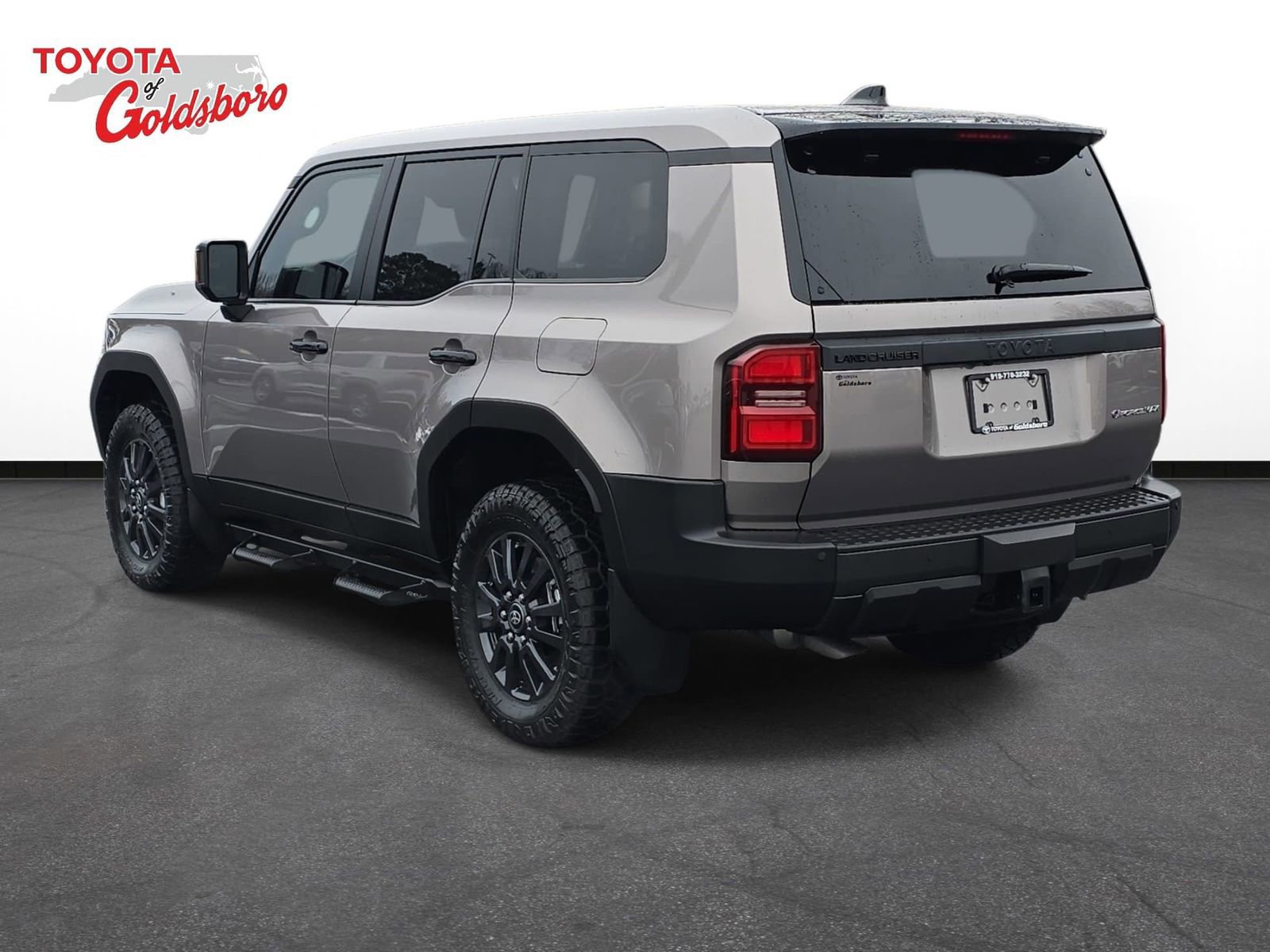 Used 2024 Toyota Land Cruiser 1958 image 7