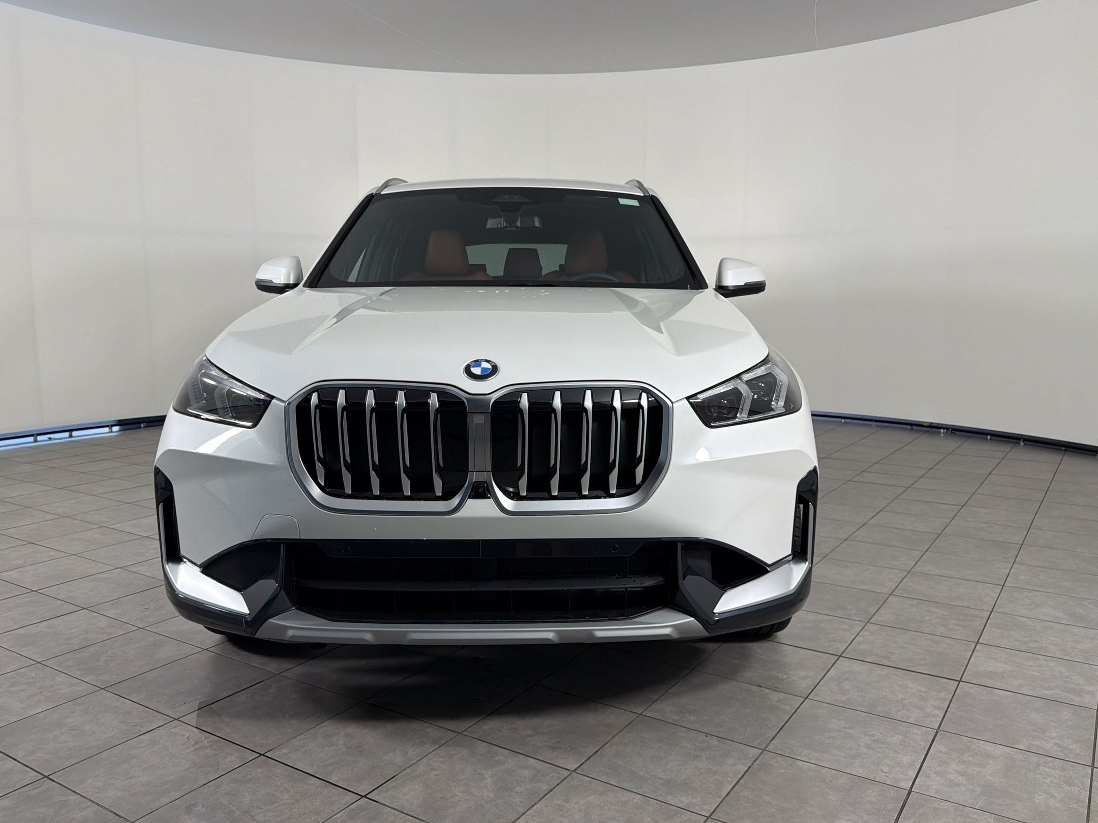 New 2026 BMW X1 xDrive28i w/ Technology Package AWD/4WD image 5
