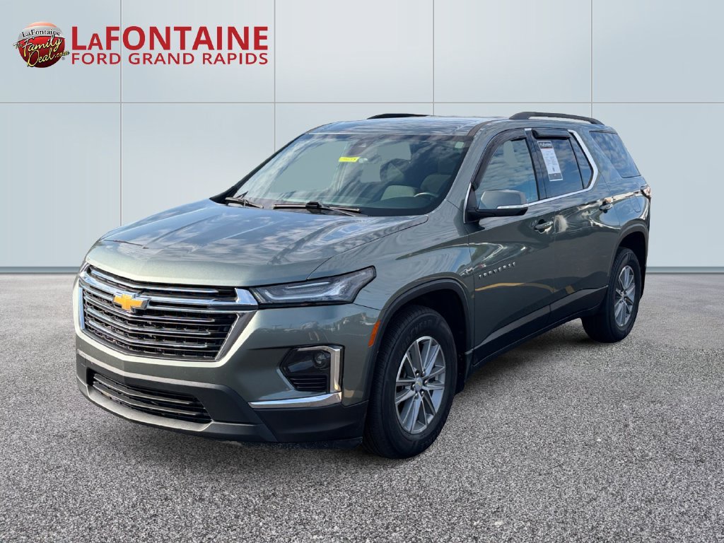 Used 2023 Chevrolet Traverse LT AWD/4WD image 1