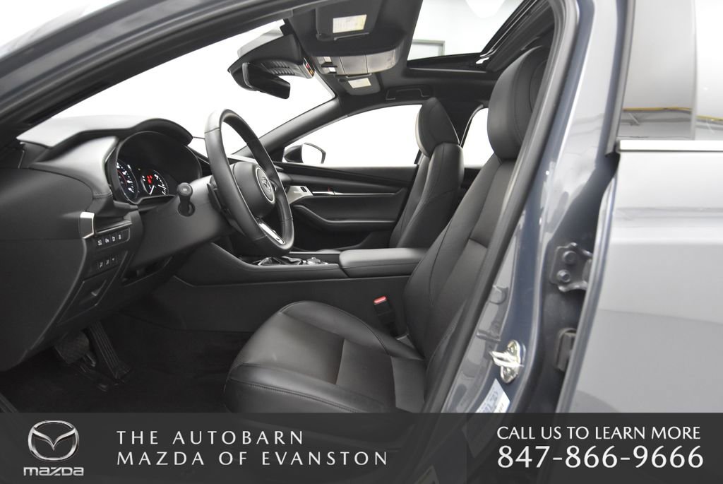 Used 2025 MAZDA MAZDA3 Hatchback w/ Appearance Package image 30