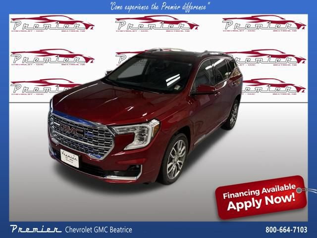 Used 2023 GMC Terrain Denali w/ Denali Premium Package AWD/4WD image 1