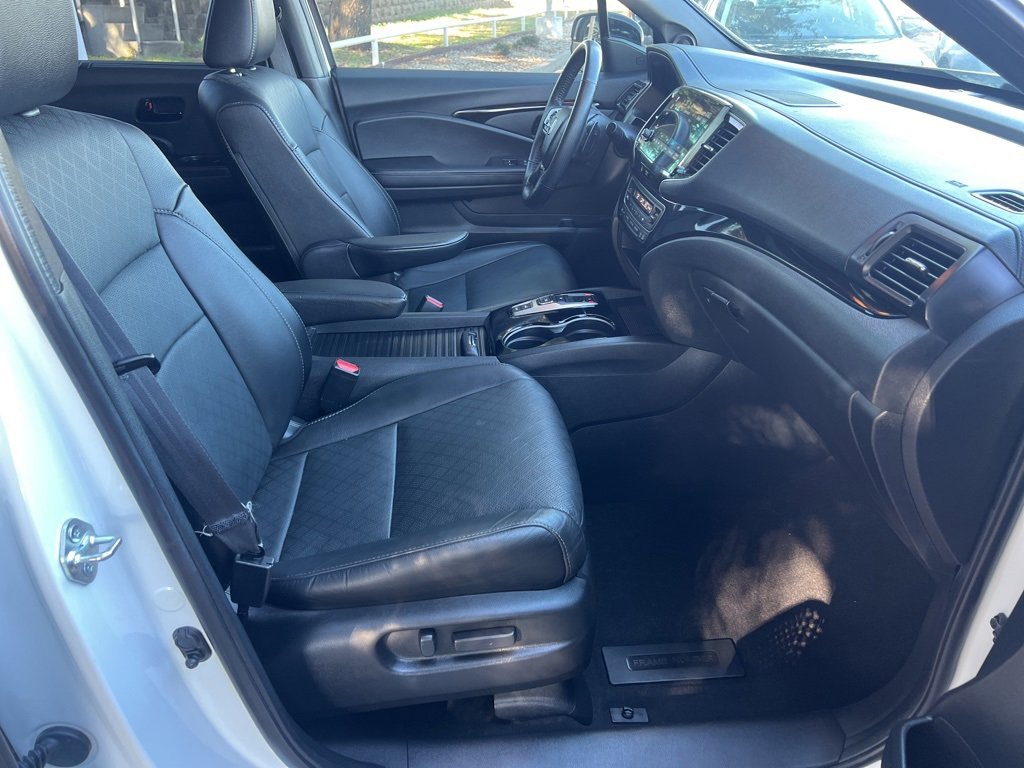 Used 2022 Honda Passport Elite image 12